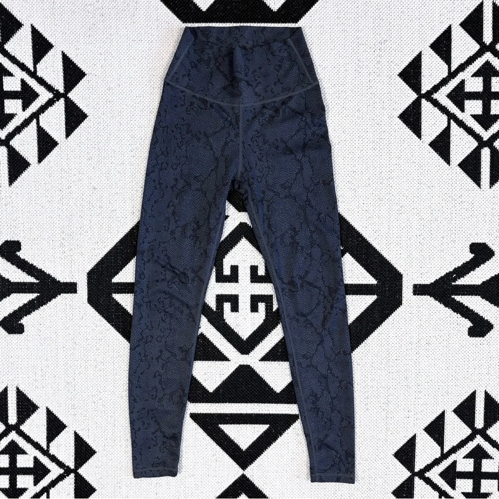 All Fenix Python Charcoal 7/8 Leggings XS - Picture 6 of 13